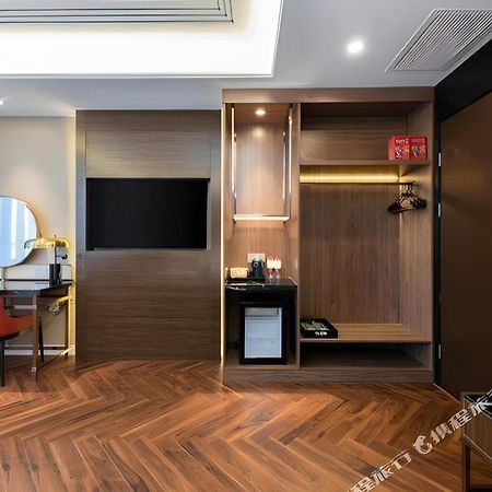 Metropolo Hotel Wuchuang Jiangtan Jiyuqiao Metro Station Ухань Экстерьер фото