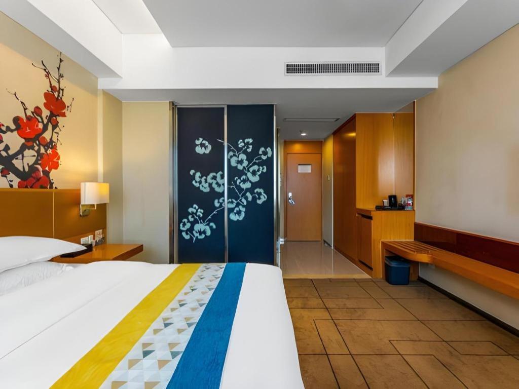 Metropolo Hotel Wuchuang Jiangtan Jiyuqiao Metro Station Ухань Экстерьер фото