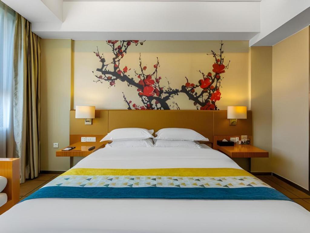 Metropolo Hotel Wuchuang Jiangtan Jiyuqiao Metro Station Ухань Экстерьер фото