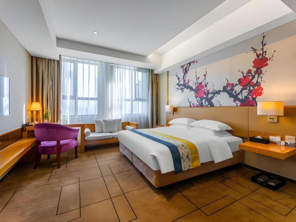 Metropolo Hotel Wuchuang Jiangtan Jiyuqiao Metro Station Ухань Экстерьер фото