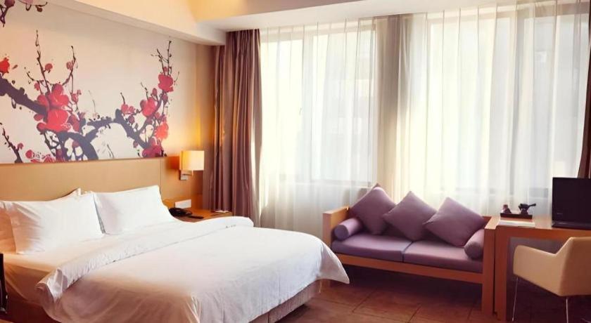Metropolo Hotel Wuchuang Jiangtan Jiyuqiao Metro Station Ухань Экстерьер фото