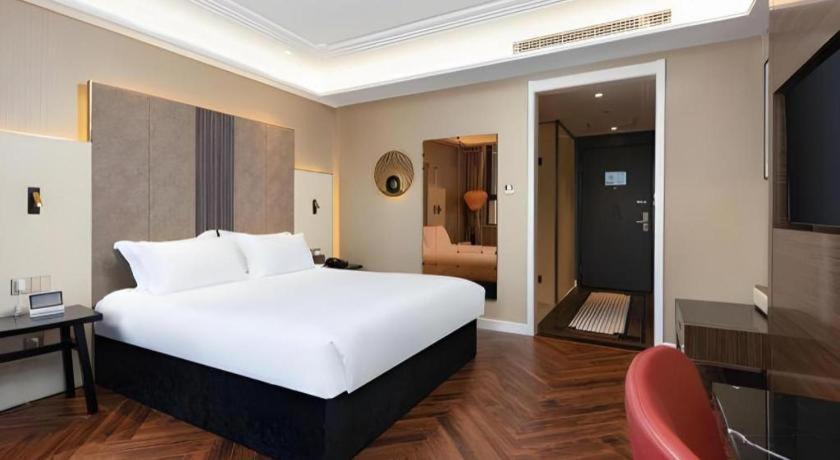 Metropolo Hotel Wuchuang Jiangtan Jiyuqiao Metro Station Ухань Экстерьер фото